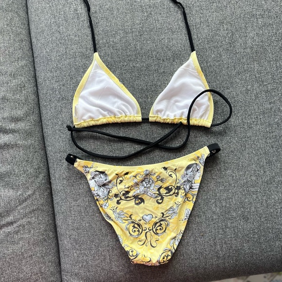 KULU yellow black and white bikini with some metal stud detail size L - Picture 3 of 6